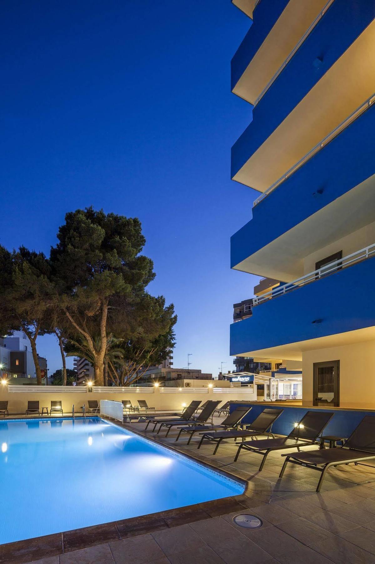 Ibiza Heaven Apartments (Adults Only) Playa d'en Bossa Exterior photo